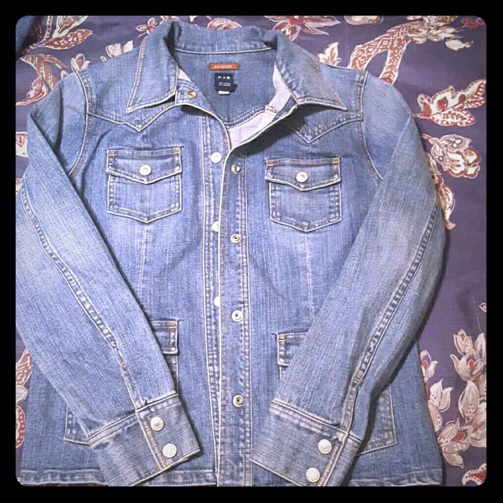 Gap women's denim jacket